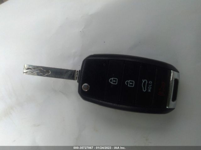 5XXGT4L36GG025951 KIA Optima Lx
