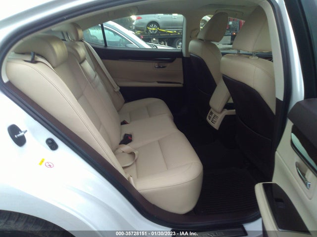 58ABK1GG4HU056656 Lexus ES