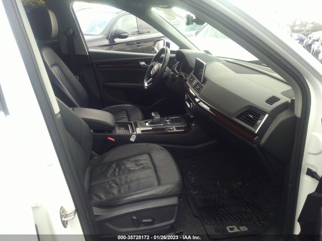 Audi Q5 Premium Plus 2019 WA1BNAFY0K2035068 Image 5