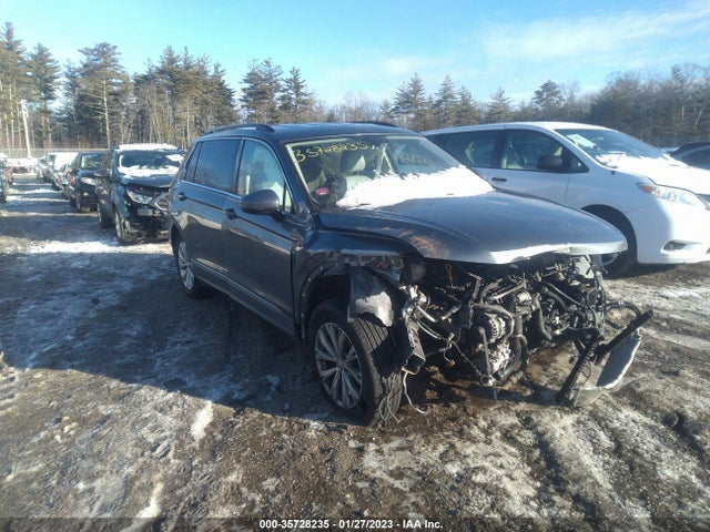 3VV2B7AX1JM002752 Volkswagen Tiguan Sel/se