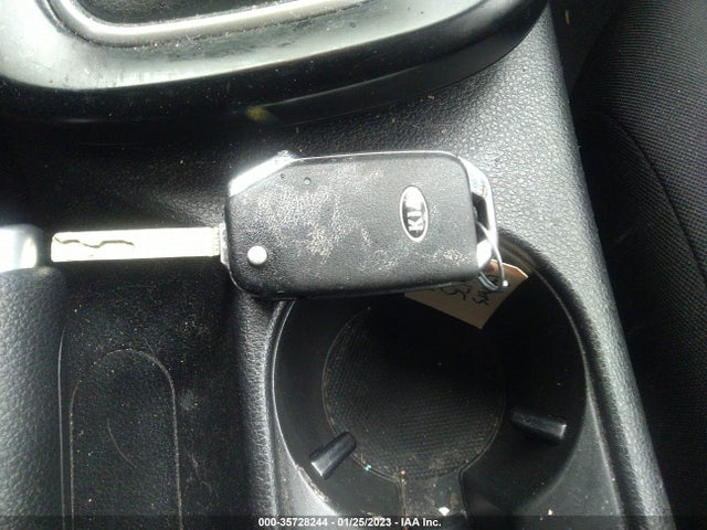 KIA SOUL LX 2020 KNDJ23AU9L7082999 Image 3