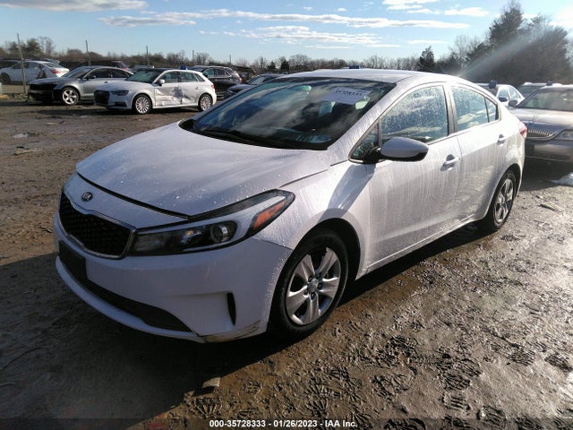 2017 Kia Forte, VIN: 3KPFL4A7XHE083461