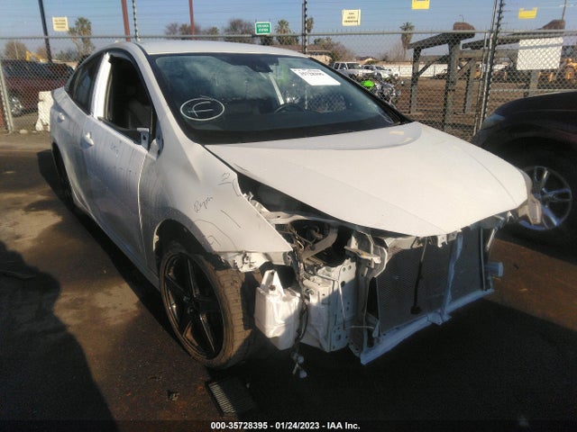 2016 Toyota Prius, VIN: JTDKARFU5G3527254