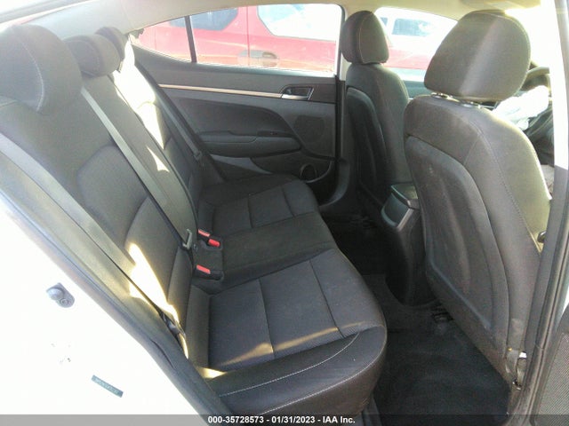 Hyundai ELANTRA SE 2018 5NPD74LF6JH262307 Image 9