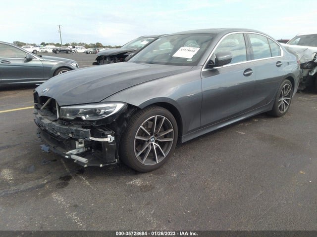 BMW 3 Series 330i 2020 3MW5R1J0XL8B24221 Image 2