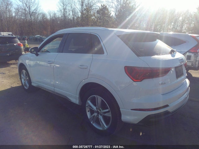 WA1DECF31M1025814 Audi Q3 S Line Premium