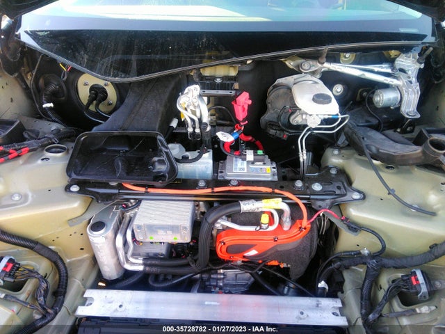 7SAYGDEE7NF441131 Tesla Model Y Long Range