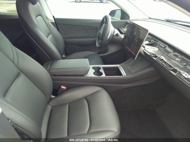 7SAYGDEE7NF441131 Tesla Model Y Long Range