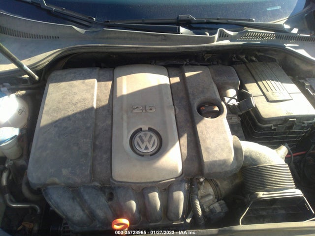 3VWEG71KX7M053190 Volkswagen Jetta Sedan Wolfsburg Edition