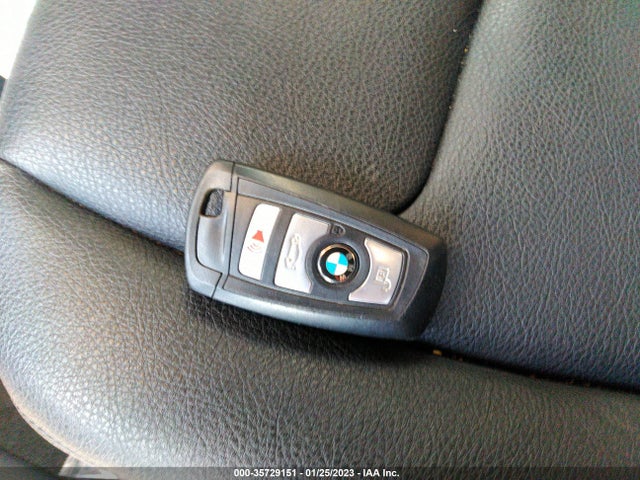 BMW 3 Series 320i 2016 WBA8A9C59GK618750 Image 11