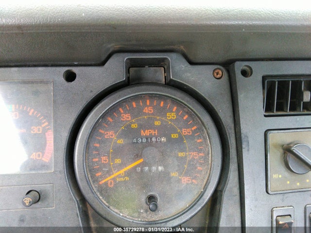 1994 NISSAN DIESEL UD1800 VIN: JNAME08J2RGF75047
