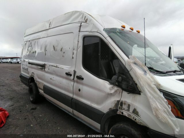 1FTSF4XV5FKA57596 Ford TRANSIT CARGO VAN