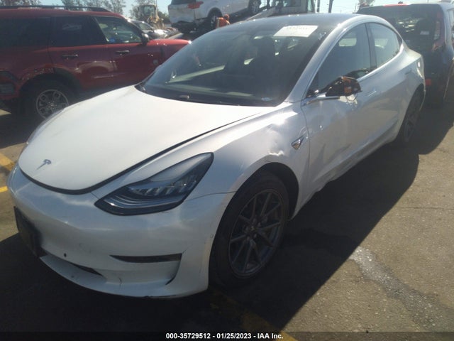 Tesla Model 3 Standard Range 2020 5YJ3E1EA0LF706493 Image 2