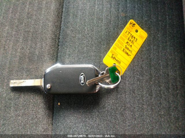 KNDJ23AU8M7795510 KIA SOUL S