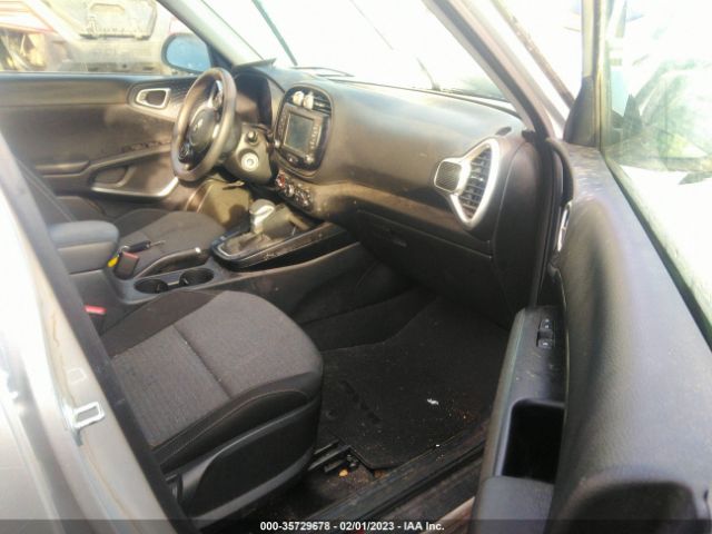 KNDJ23AU8M7795510 KIA SOUL S