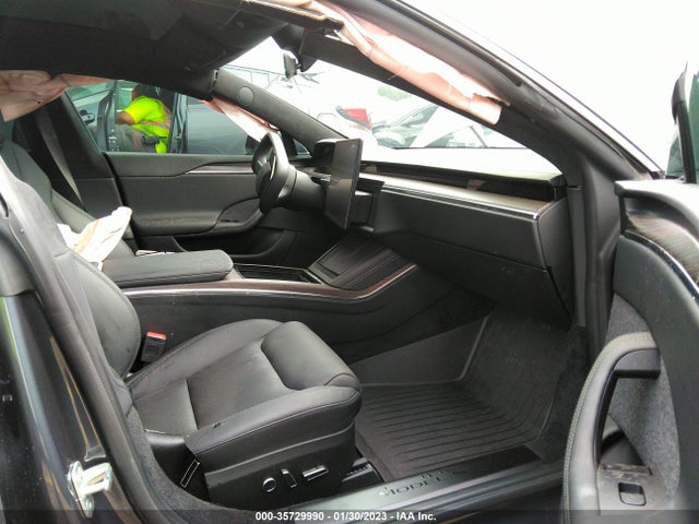 2022 Tesla Model S, VIN: 5YJSA1E55NF493229