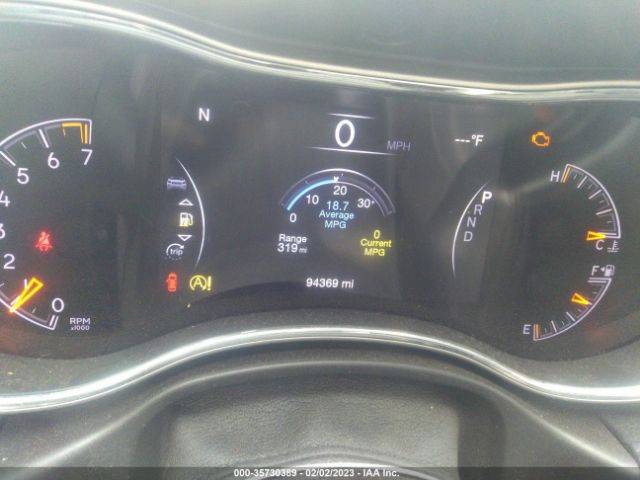 1C4RJFAG8JC360748 Jeep Grand Cherokee Altitude