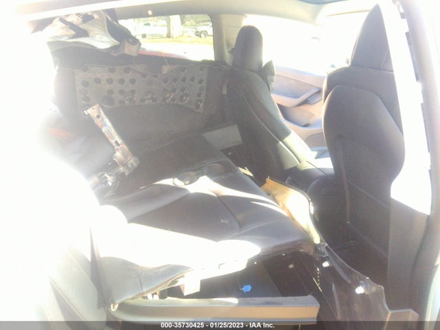 7SAYGAEE9NF350991 Tesla Model Y Long Range