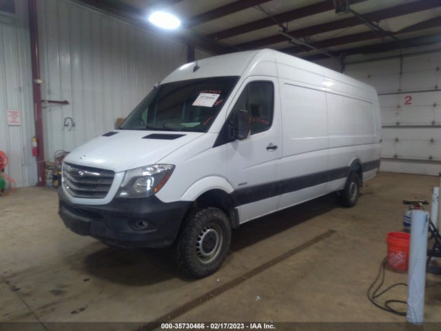 Mercedes-Benz SPRINTER CARGO VANS 2015 WD3FE8CC2FP140898 Image 2