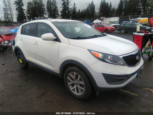 2016 KNDPB3AC9G7879647 main image