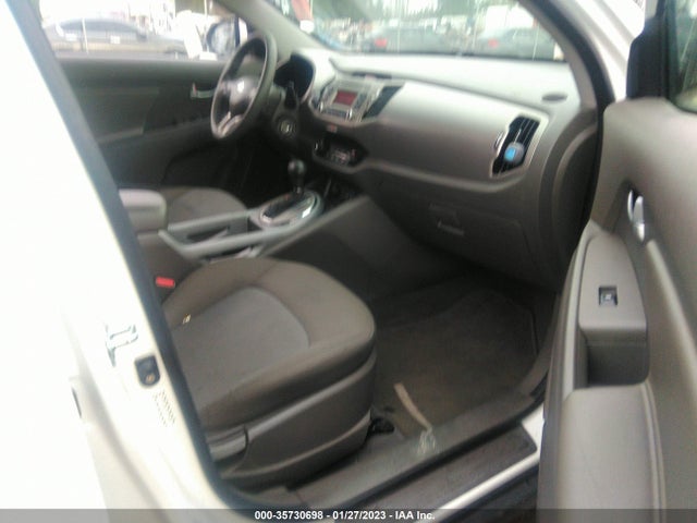 KIA Sportage Lx 2016 KNDPB3AC9G7879647 Image 5