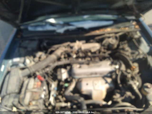 1996 HONDA ACCORD DX VIN: 1HGCD5627TA030197