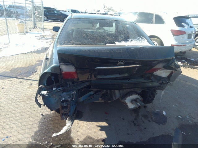 1996 HONDA ACCORD DX VIN: 1HGCD5627TA030197
