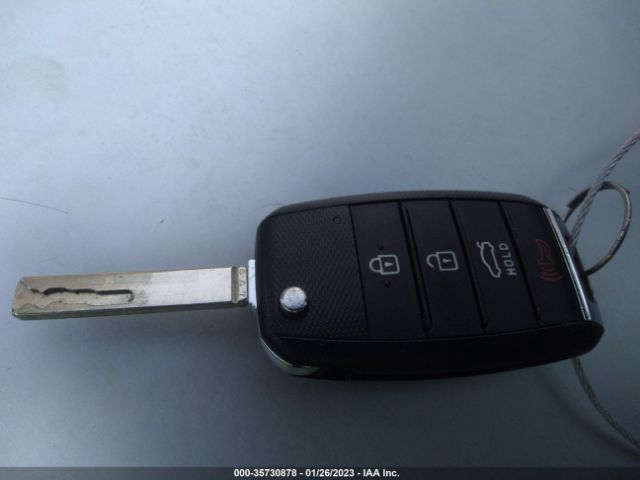 5XXGT4L31KG377666 KIA Optima Lx