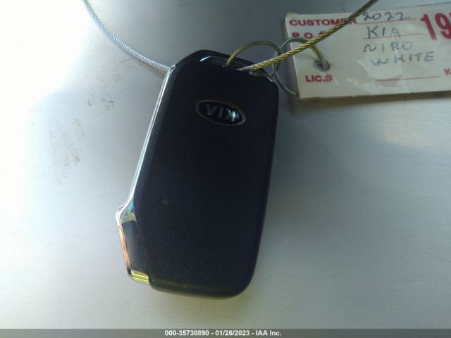 KNDCE3LC7L5371993 KIA Niro Ex Premium