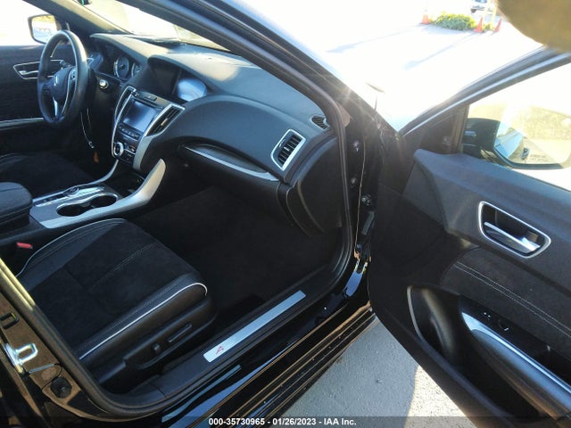 2019 Acura TLX, VIN: 19UUB2F60KA005703