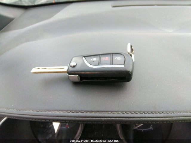 Toyota C-HR 2019 JTNKHMBX1K1029356 Image 3