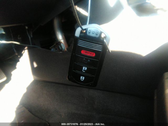 19VDE1F72FE008929 Acura Ilx Tech Pkg