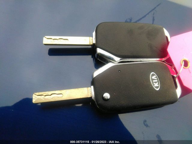 KNDEU2AA2M7124927 KIA SELTOS S