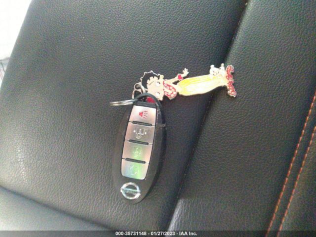 3N1CP5CU0KL563921 Nissan KICKS SR