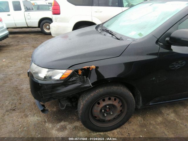 KNAFU4A27D5658636 KIA FORTE EX