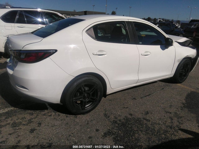 2017 Toyota Yaris, VIN: 3MYDLBYV6HY176526