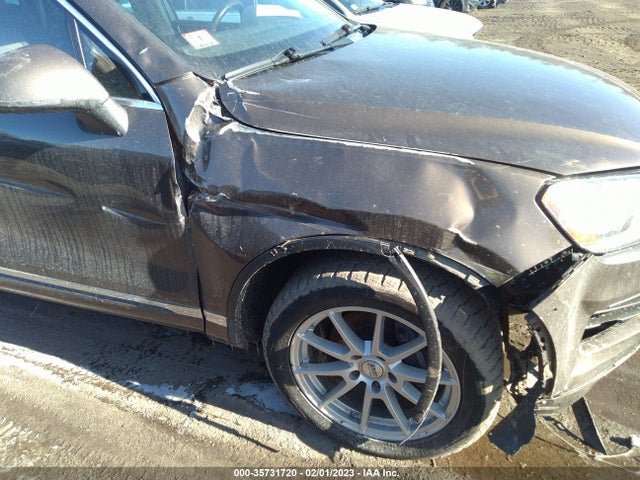 WVGEF9BP0ED014754 Volkswagen Touareg Lux