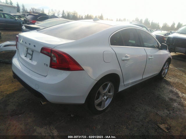 Volvo S60 T5 2013 YV1612FS8D2217067 Image 4