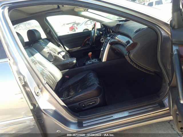 2006 ACURA RL VIN: JH4KB16556C010170