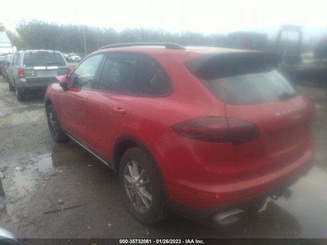 2016 Porsche Cayenne, VIN: WP1AF2A21GKA41748