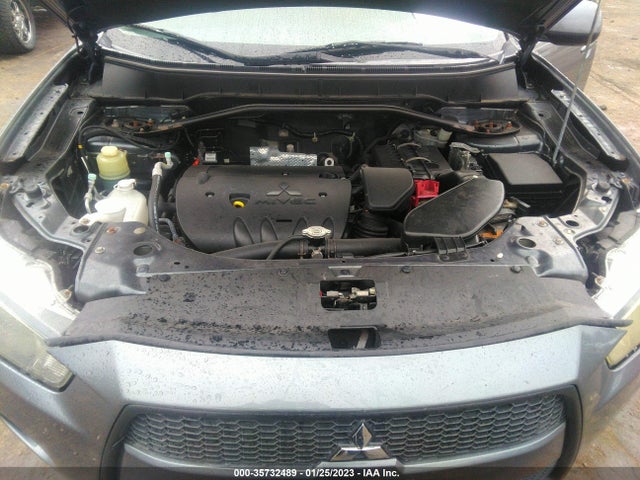 JA4AS2AW5BU019372 Mitsubishi Outlander Es