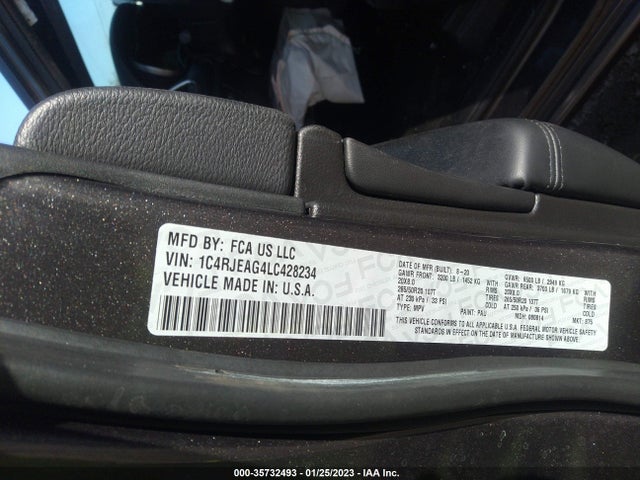 2020 Jeep Grand Cherokee, VIN: 1C4RJEAG4LC428234