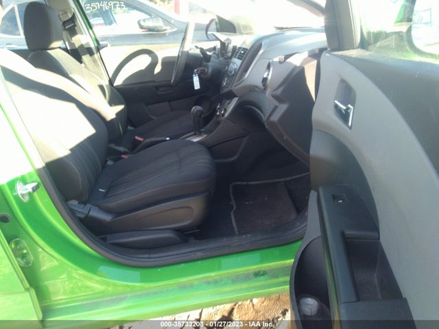 Chevrolet SONIC LT 2015 1G1JC5SG5F4125671 Image 5