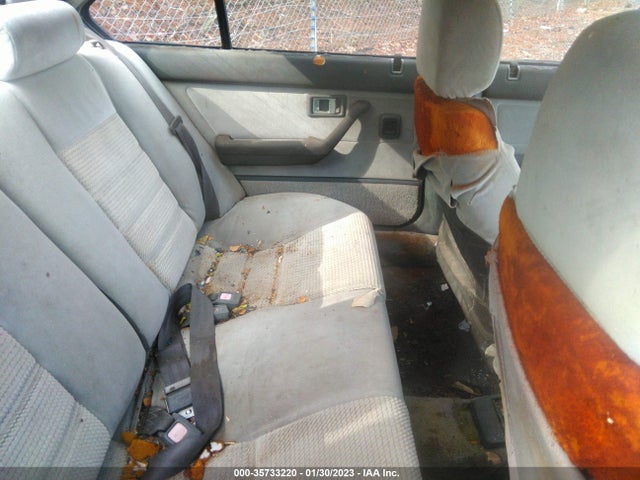 1988 ACURA INTEGRA LS VIN: JH4DA1750JS000493