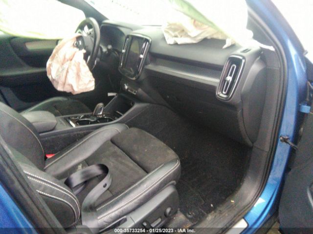 YV4162UM8K2143567 Volvo Xc40 R-design