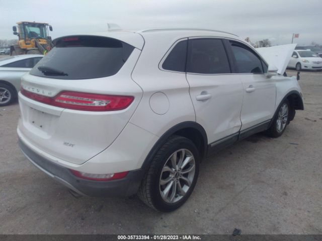 5LMCJ2C97HUL28285 Lincoln MKC SELECT