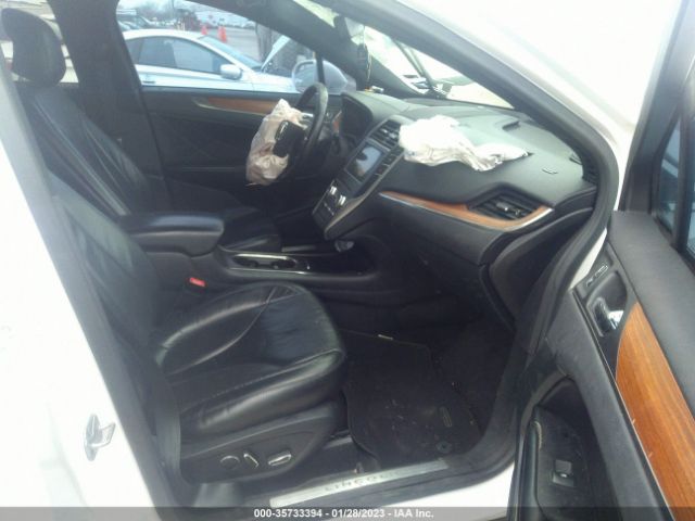 5LMCJ2C97HUL28285 Lincoln MKC SELECT