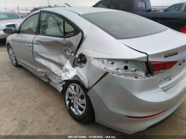 2018 HYUNDAI ELANTRA SE VIN: 5NPD74LF4JH320771