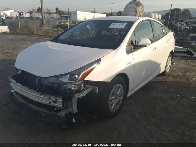 Toyota Prius L 2021 JTDKAMFU0M3134308 Image 2