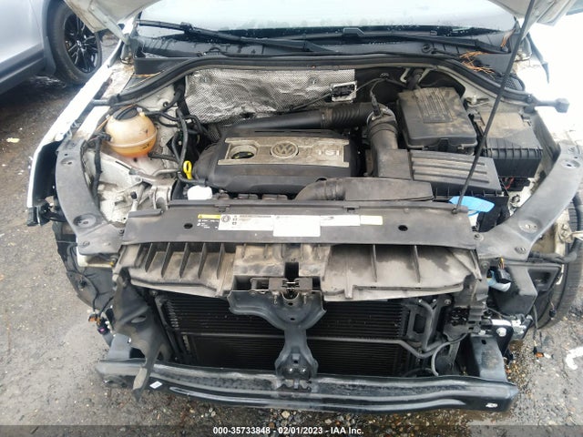 2015 Volkswagen Tiguan, VIN: WVGAV7AX1FW084180